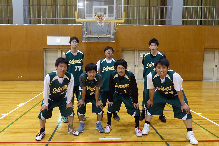 SNAKERS http://liga-tokai-com.ssl-netowl.jp/league/img/team/34/1/148a_t.jpg