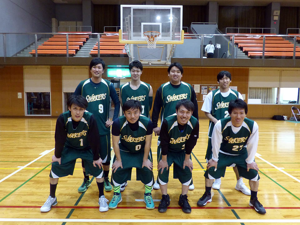 SNAKERS http://liga-tokai-com.ssl-netowl.jp/league/img/team/39/1/148a_t.jpg