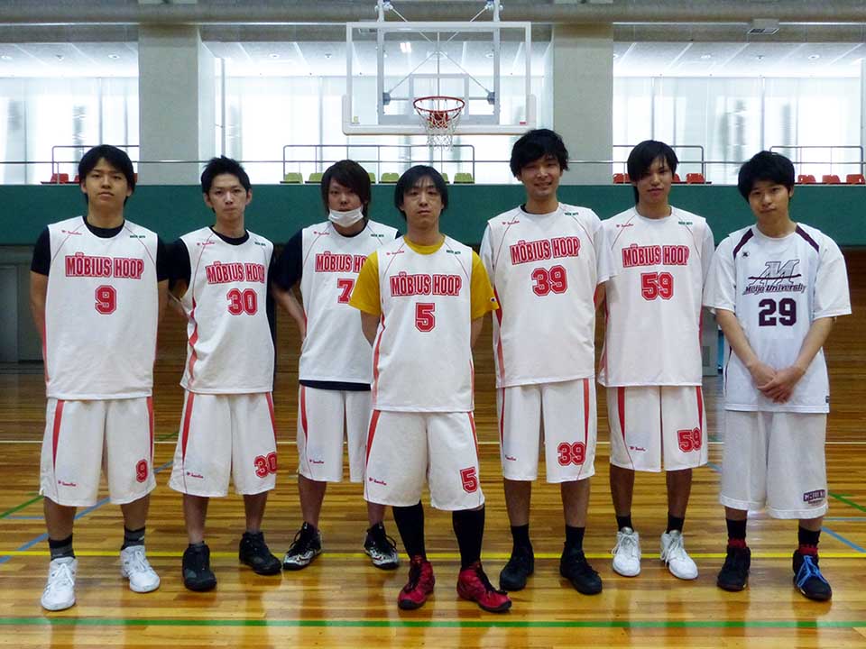 G.A. Möbius hoop G.A. Möbius hoop