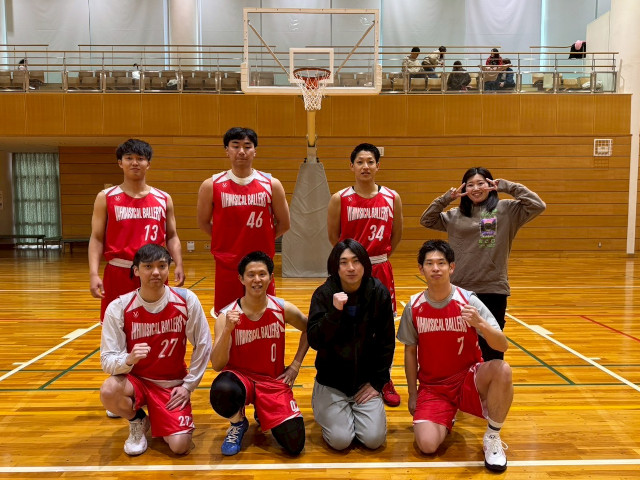 WHIMSICALBALLERS http://liga-tokai-com.ssl-netowl.jp/league/img/team/74/41/241a_t.jpg